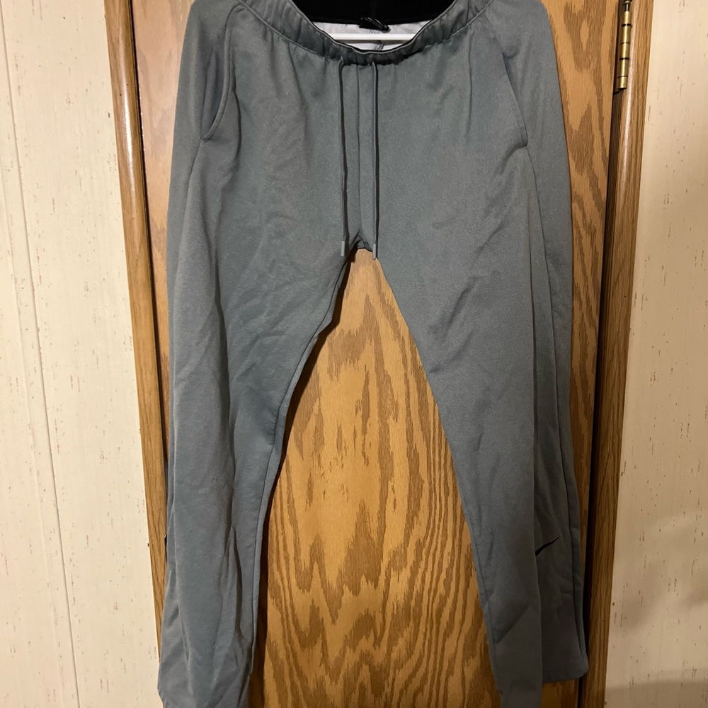 grey nike sweats